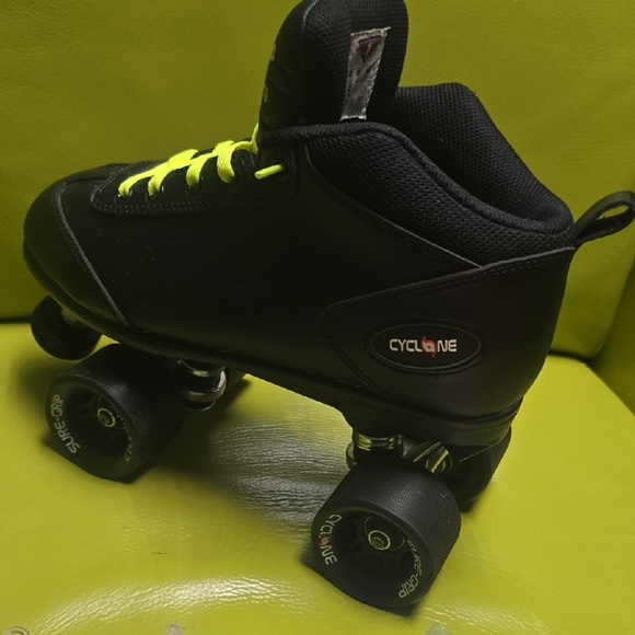 Sure Grip Mens Derby/Jam Skates W/ Extra Colored Laces Of Your Choice! - Picture 6 of 8